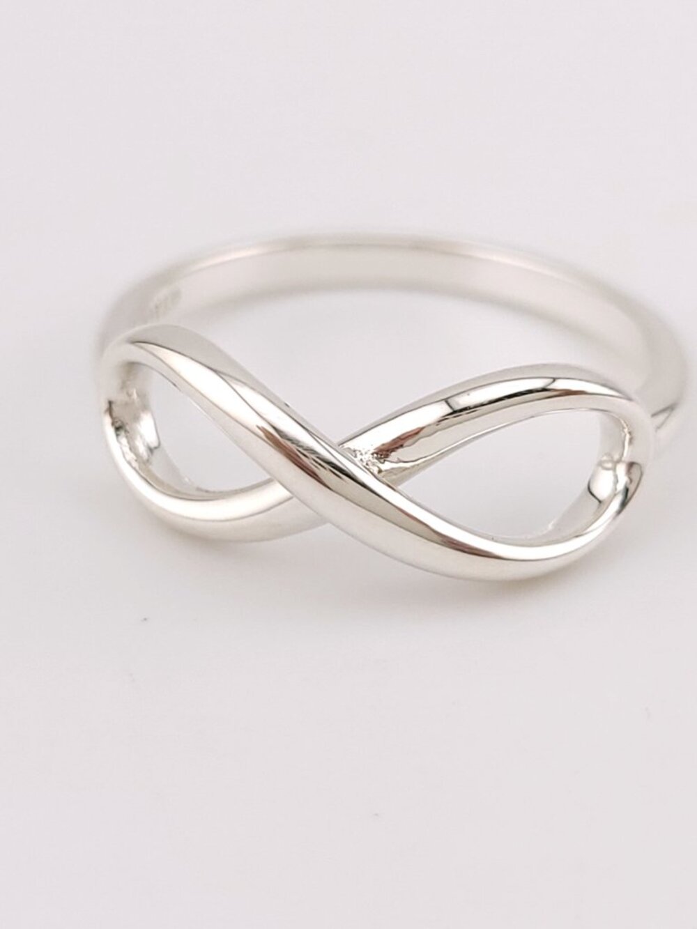 Tiffany & Co. Sterling Silver Figure 8 Signature Infinity Band Ring Size 8 - Picture 2 of 7